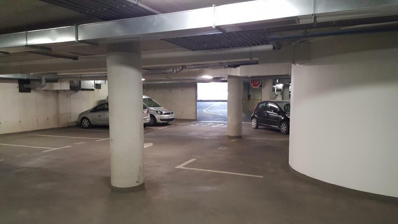 Apartman Vip, With Free Garage Parking พูลา ภายนอก รูปภาพ