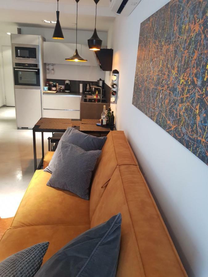 Apartman Vip, With Free Garage Parking พูลา ภายนอก รูปภาพ